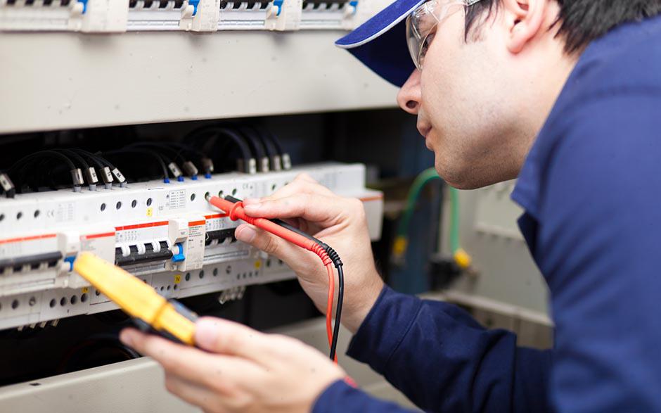 électricien de maintenance Bures-sur-Yvette